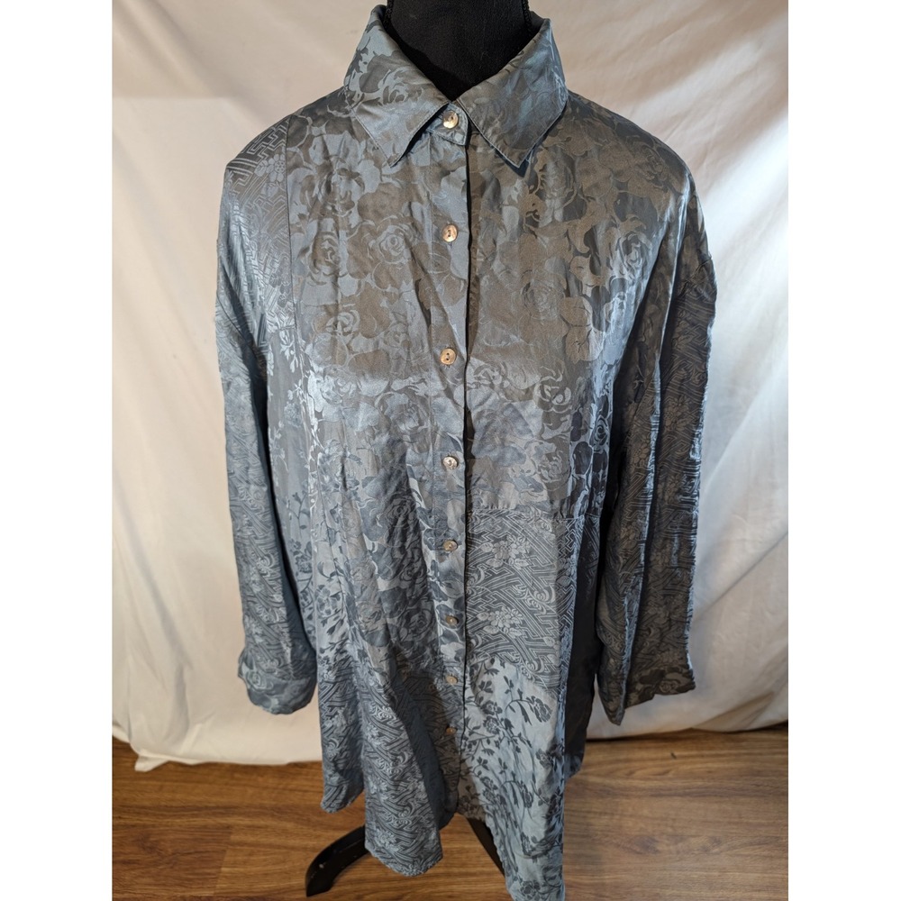 Soft Surroundings Size L Silk Blue Full Button Floral Blouse